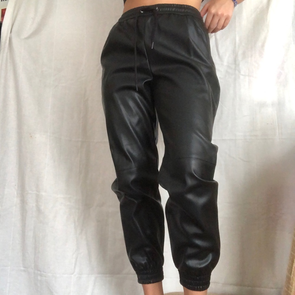 Leather pants / joggers